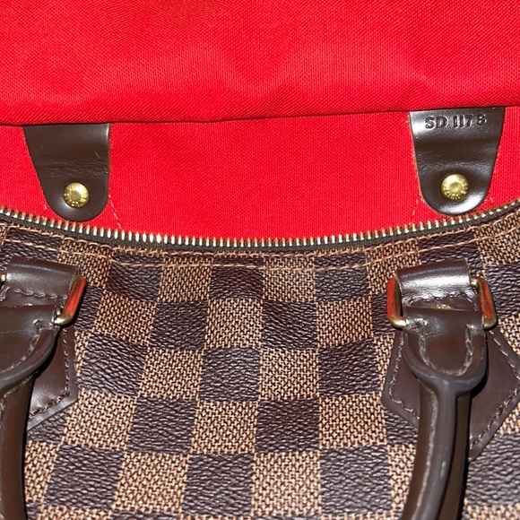 Louis Vuitton Speedy 30 - Picture 4 of 17